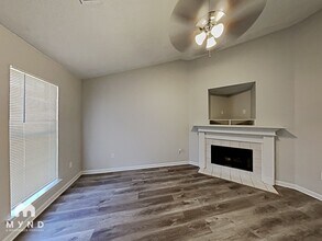 5612 Kaitlyn Dr W in Walls, MS - Foto de edificio - Building Photo