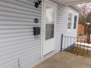 906 Catherine St in Springfield, OH - Building Photo - Building Photo