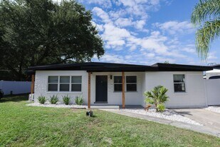 5642 Birr Ct in Orlando, FL - Building Photo