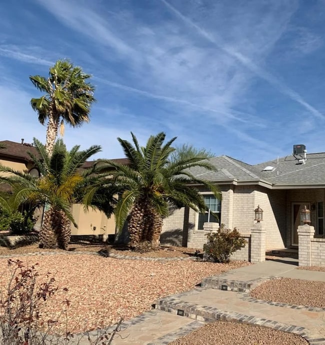11352 Loma Crystal Pl in El Paso, TX - Building Photo - Building Photo