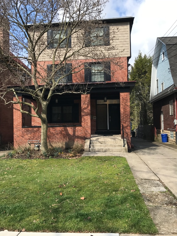 1161 King Ave