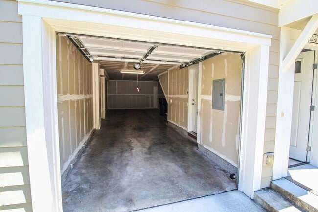 7550 129th Pl SE in Newcastle, WA - Building Photo - Building Photo