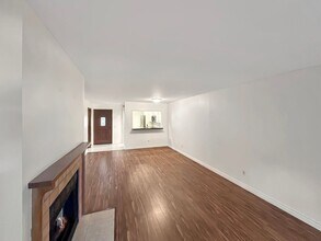 3525 Lebon Dr in San Diego, CA - Building Photo - Building Photo
