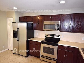 6108 Whalton St in West Palm Beach, FL - Building Photo - Building Photo