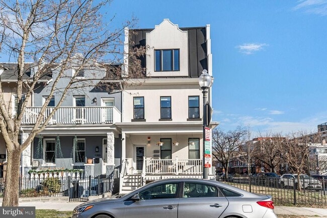 1201 Staples St NE in Washington, DC - Building Photo - Building Photo