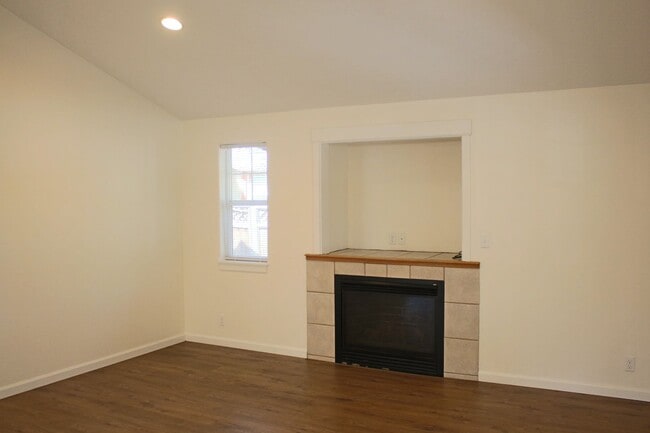 55891 Snow Goose Rd in Bend, OR - Building Photo - Building Photo