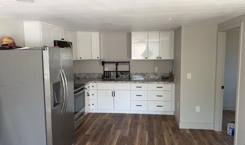 2614 W Mission Ct in Visalia, CA - Building Photo