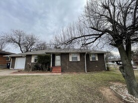 3200 Lyon Blvd in Oklahoma City, OK - Building Photo