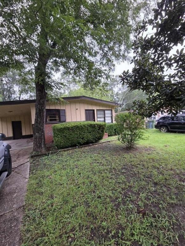 property at 2176 Lamore Dr