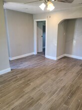 6223 Sherwood Dr in Houston, TX - Building Photo - Building Photo