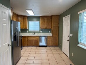 58 Marys Ave in Bay Point, CA - Building Photo - Building Photo