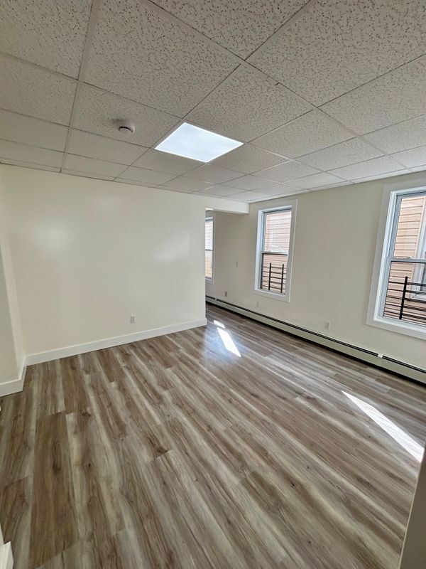 7 Franklin Ave in Harrison, NJ - Foto de edificio - Building Photo