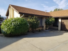 43730 C St in Hemet, CA - Building Photo