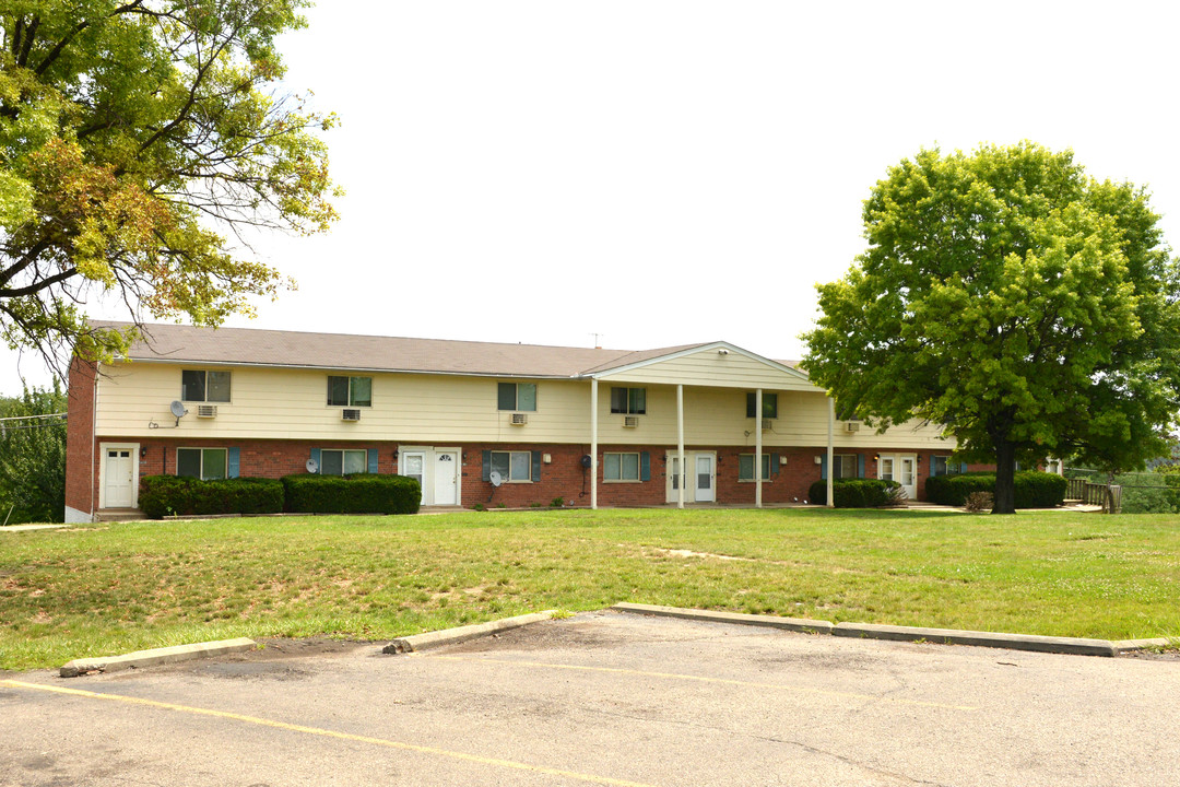 Colerain Tower Apartments in Cincinnati, OH - Building Photo