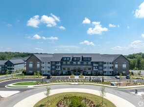 The Laurel at Flowery Branch in Flowery Branch, GA - Foto de edificio - Building Photo