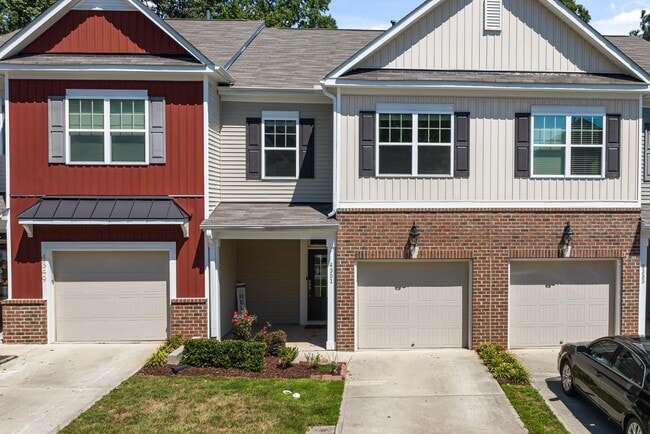 property at 4351 Flintlock Ln