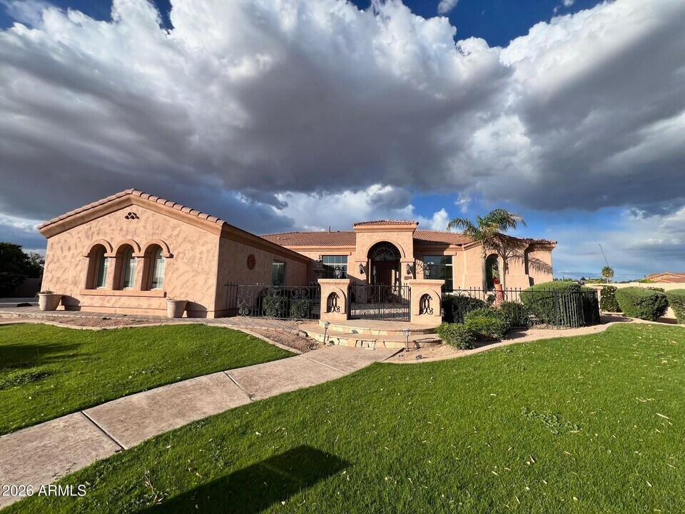 3550 E June Cir in Mesa, AZ - Building Photo