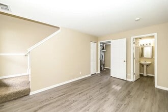 181 E Big Horn Dr in Hainesville, IL - Building Photo - Building Photo