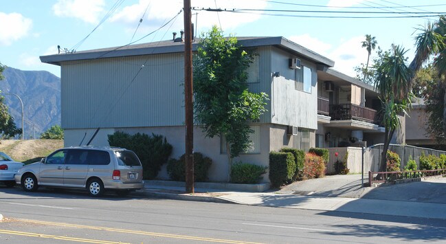 276 Wilson Ave in Pasadena, CA - Foto de edificio - Building Photo