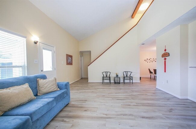 9511 Sharpcrest St in Houston, TX - Building Photo - Building Photo