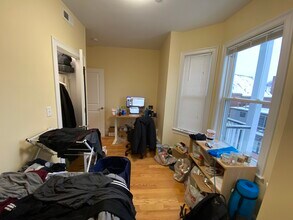 183 River St, Unit 3 in Cambridge, MA - Building Photo - Building Photo
