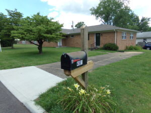 4901 Tanglewood Dr in Evansville, IN - Building Photo