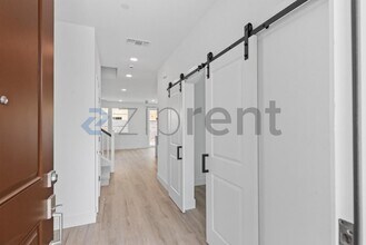 355 Monastery Dr in Lathrop, CA - Building Photo - Building Photo