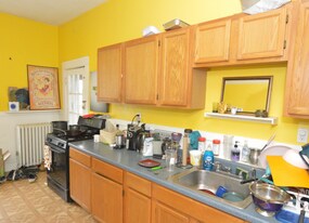 32 Linden St, Unit 2 in Boston, MA - Building Photo