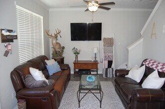6942 Halter Loop in College Station, TX - Building Photo - Building Photo