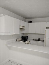 19720 S Dixie Hwy in Cutler Bay, FL - Building Photo - Building Photo