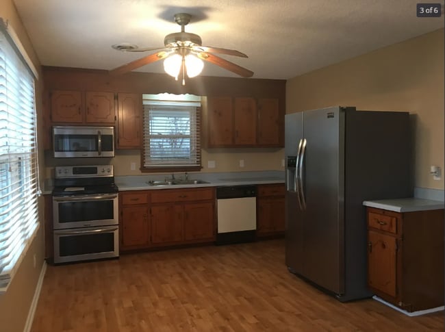 4004 Mariposa Dr in South Chesterfield, VA - Foto de edificio - Building Photo