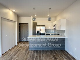 1653 Midtown Pl in Midwest City, OK - Building Photo