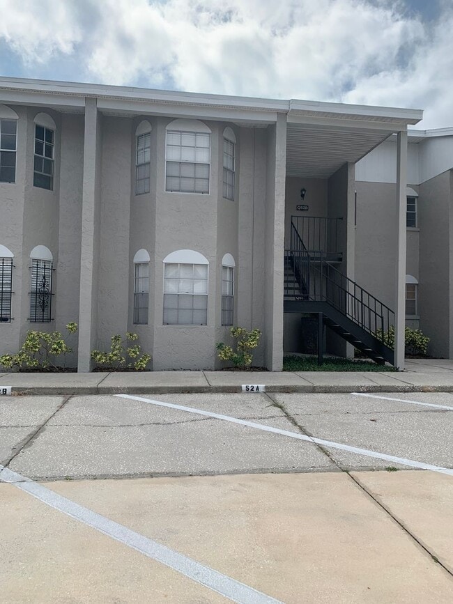 4513 S Oak Dr in Tampa, FL - Building Photo - Building Photo