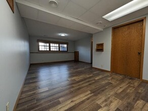 1109 Boone St in Pella, IA - Building Photo - Building Photo