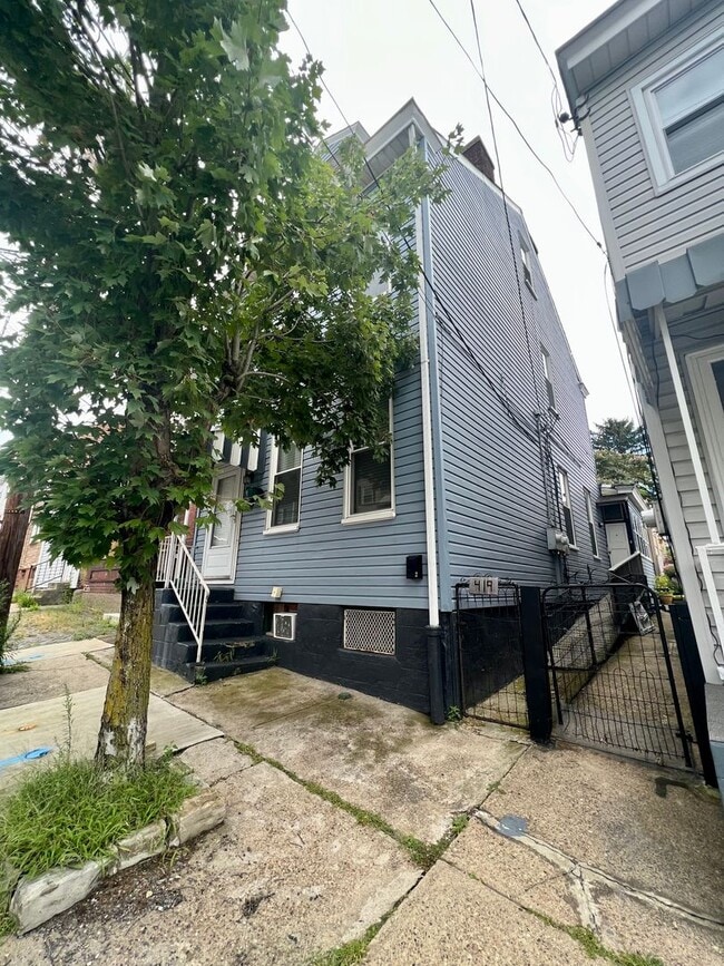 419 Taylor St in Pittsburgh, PA - Building Photo - Building Photo