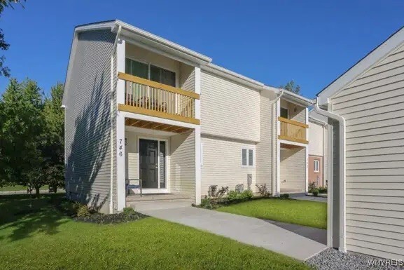 property at 748 Robin Rd