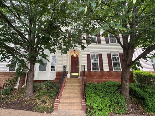1520 Northern Neck Dr in Vienna, VA - Building Photo - Building Photo