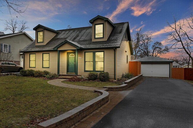 property at 419 Foster Rd