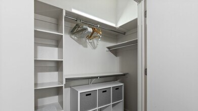 719 N Oakland Ave, Unit 719 Oakland in Fayetteville, AR - Building Photo - Building Photo