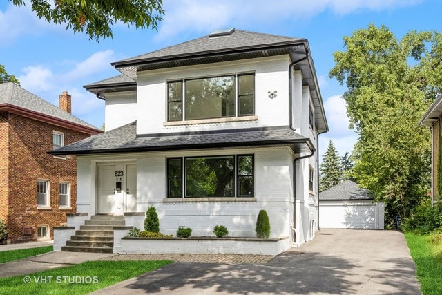 property at 823 N La Grange Rd