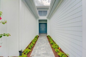 12719 Nautilus Cir in Palm Beach Gardens, FL - Foto de edificio - Building Photo