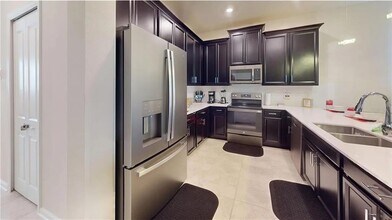 1145 Challenge Dr in Davenport, FL - Building Photo - Building Photo