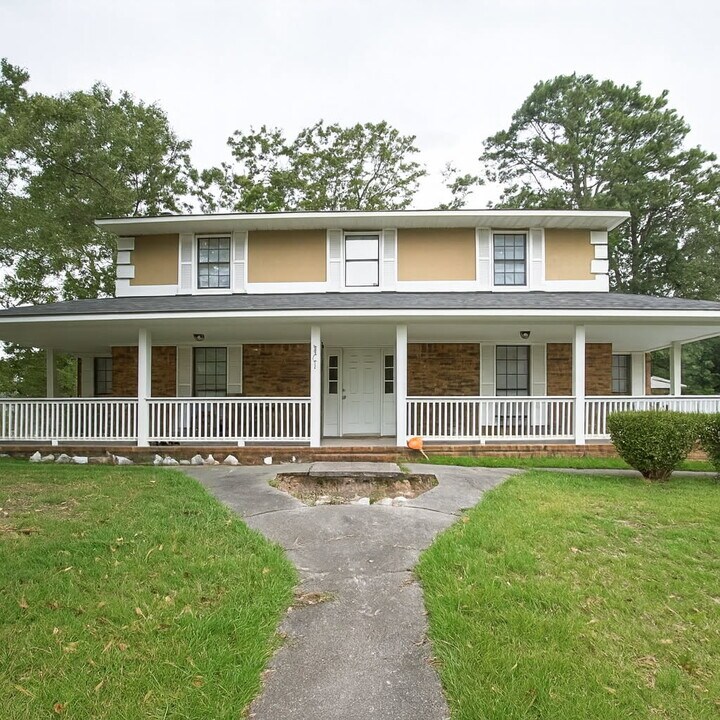 2313 Salem West Dr in Augusta, GA - Building Photo