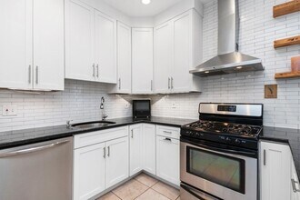 112 Thornton St, Unit 2 in Boston, MA - Building Photo - Building Photo