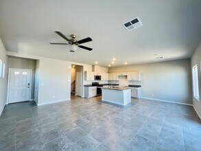 10831 Lexus Ct in Las Vegas, NV - Building Photo - Building Photo