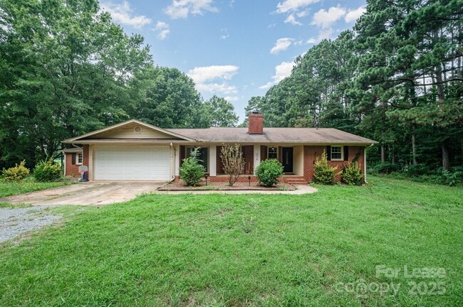 6118 S Rocky River Rd in Monroe, NC - Building Photo - Building Photo