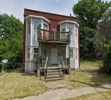 9911 Olivet Ave in Cleveland, OH - Building Photo