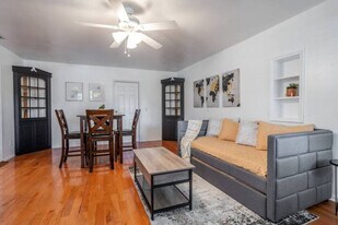 3120 Peel Ave in Orlando, FL - Building Photo