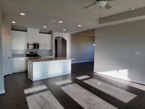 526 Buckhorn St in Sealy, TX - Building Photo - Building Photo