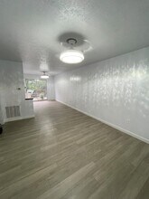 672 Chester Ave in Pittsburgh, PA - Building Photo - Building Photo